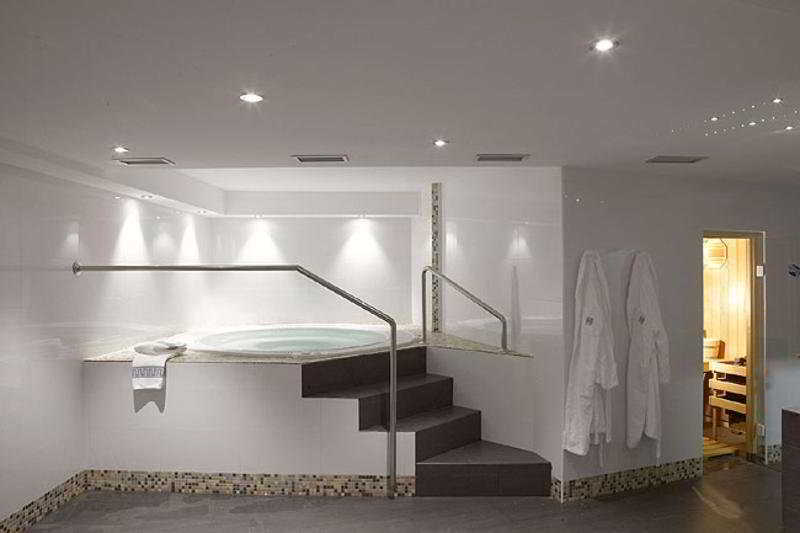 Hotel Mu La Cortinada Facilities photo